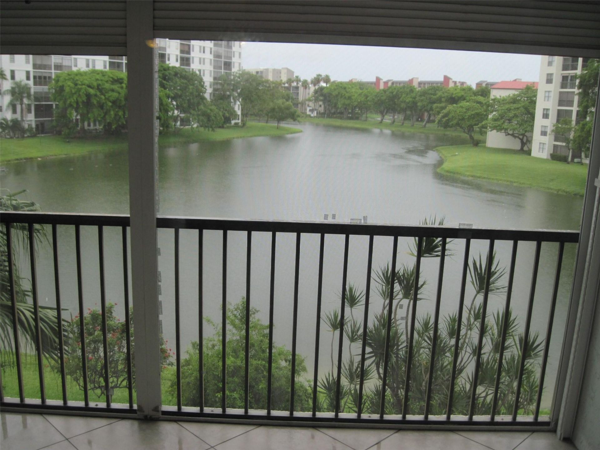 2232 N Cypress Bend Drive, Unit 307, Pompano Beach, FL 33069 Photo
