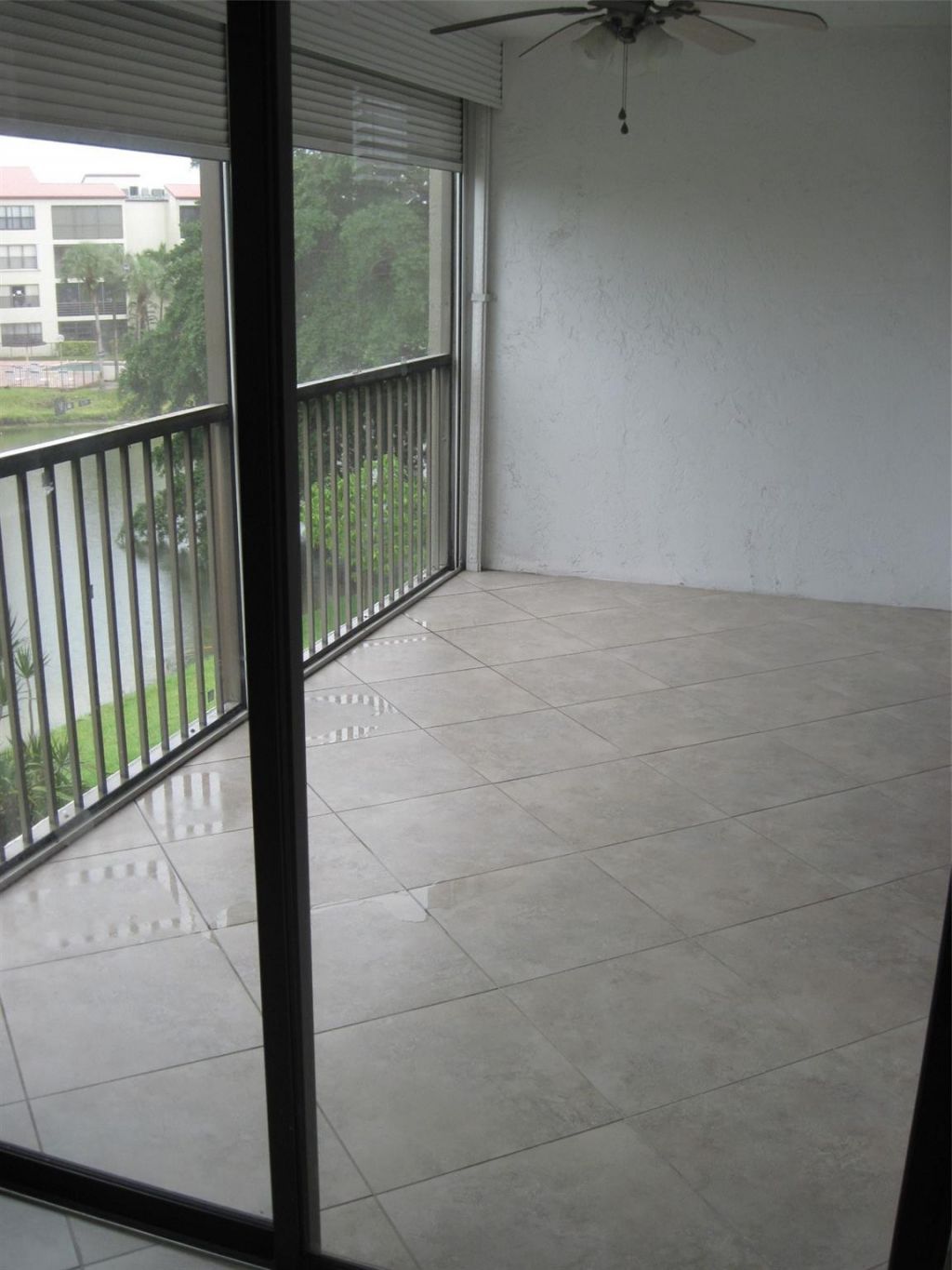2232 N Cypress Bend Drive, Unit 307, Pompano Beach, FL 33069 Photo