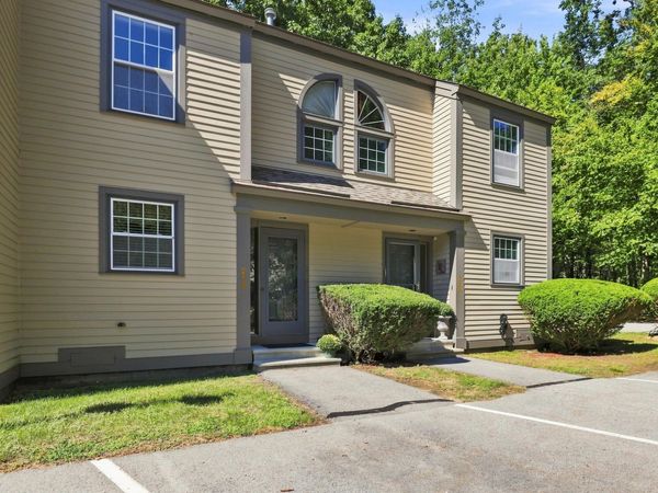 1465 Hooksett Road, Unit 214, Hooksett, NH 03106