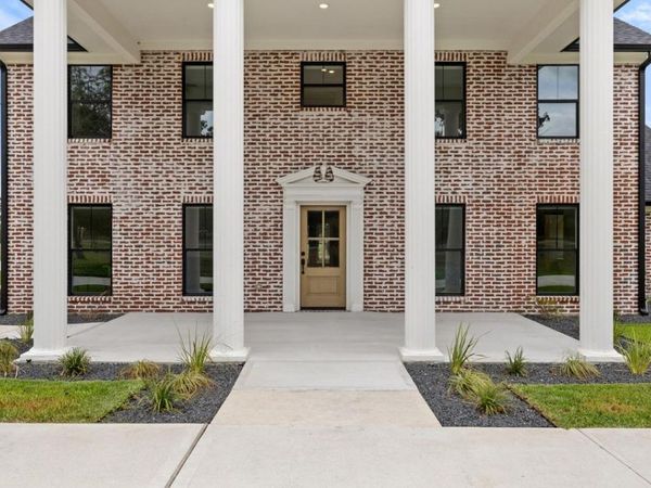 1017 County Road 229 RD, Giddings, TX 78942