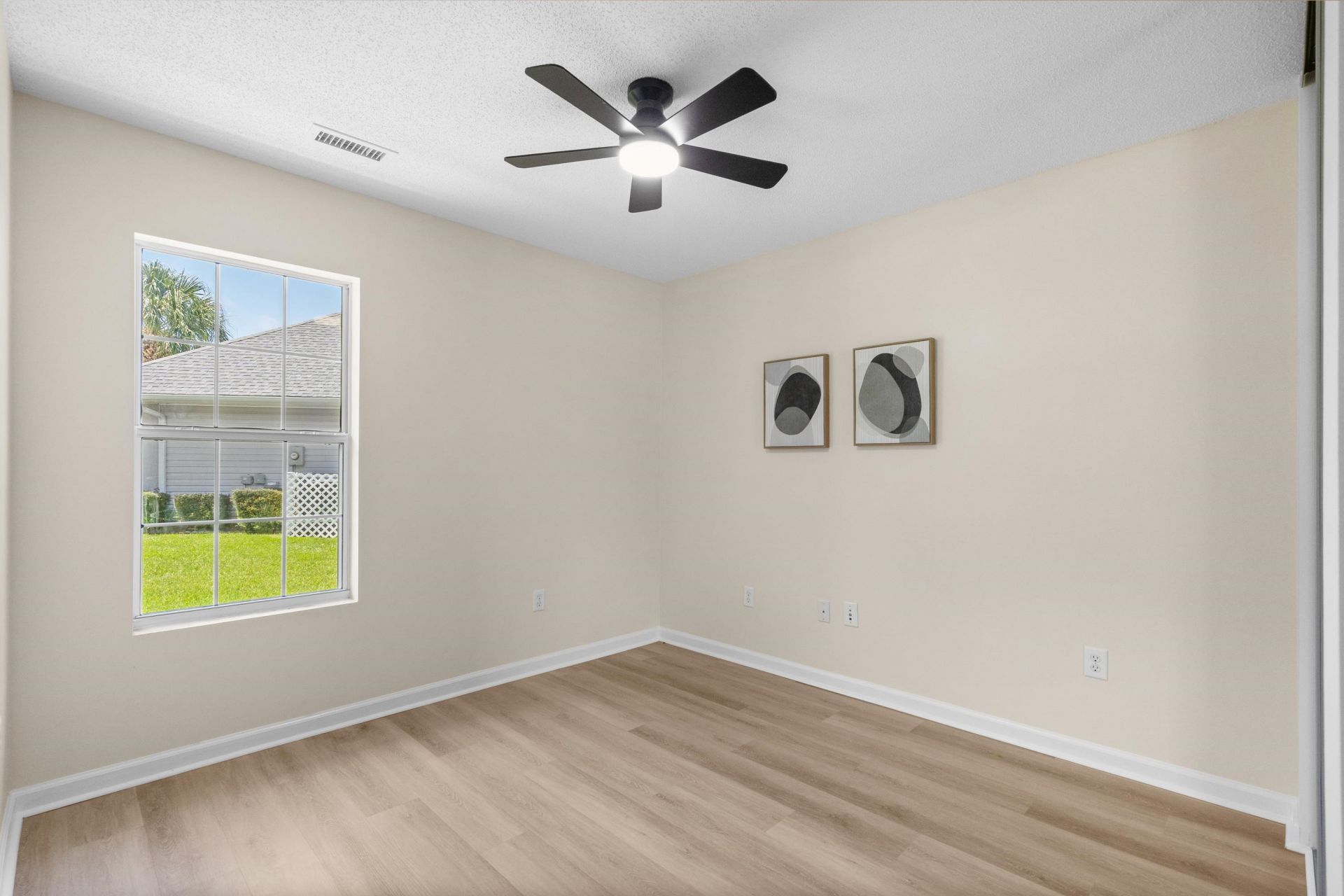 7971 Leeward Ln. Photo 33