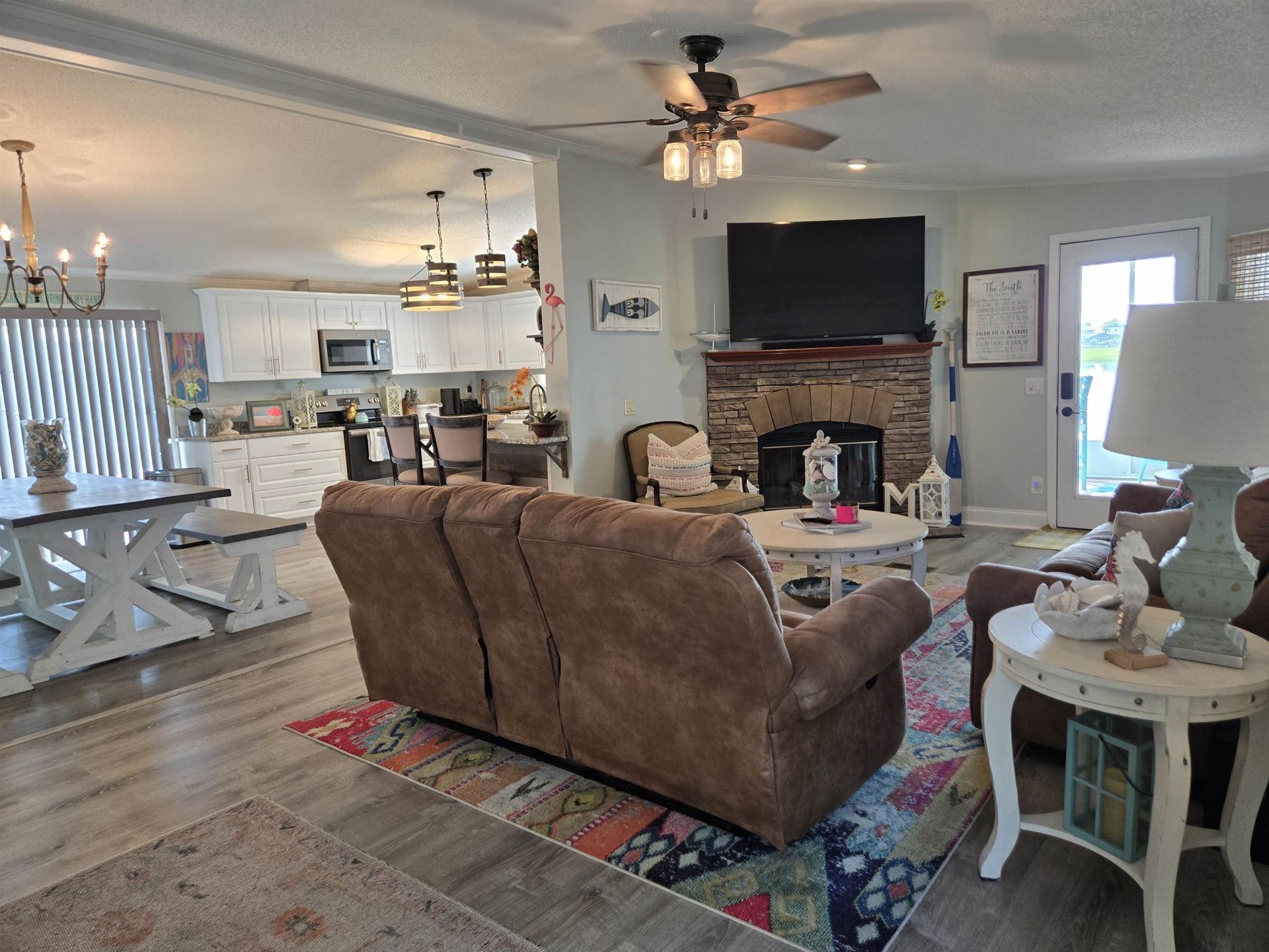 335 Yucca Circle Photo 10