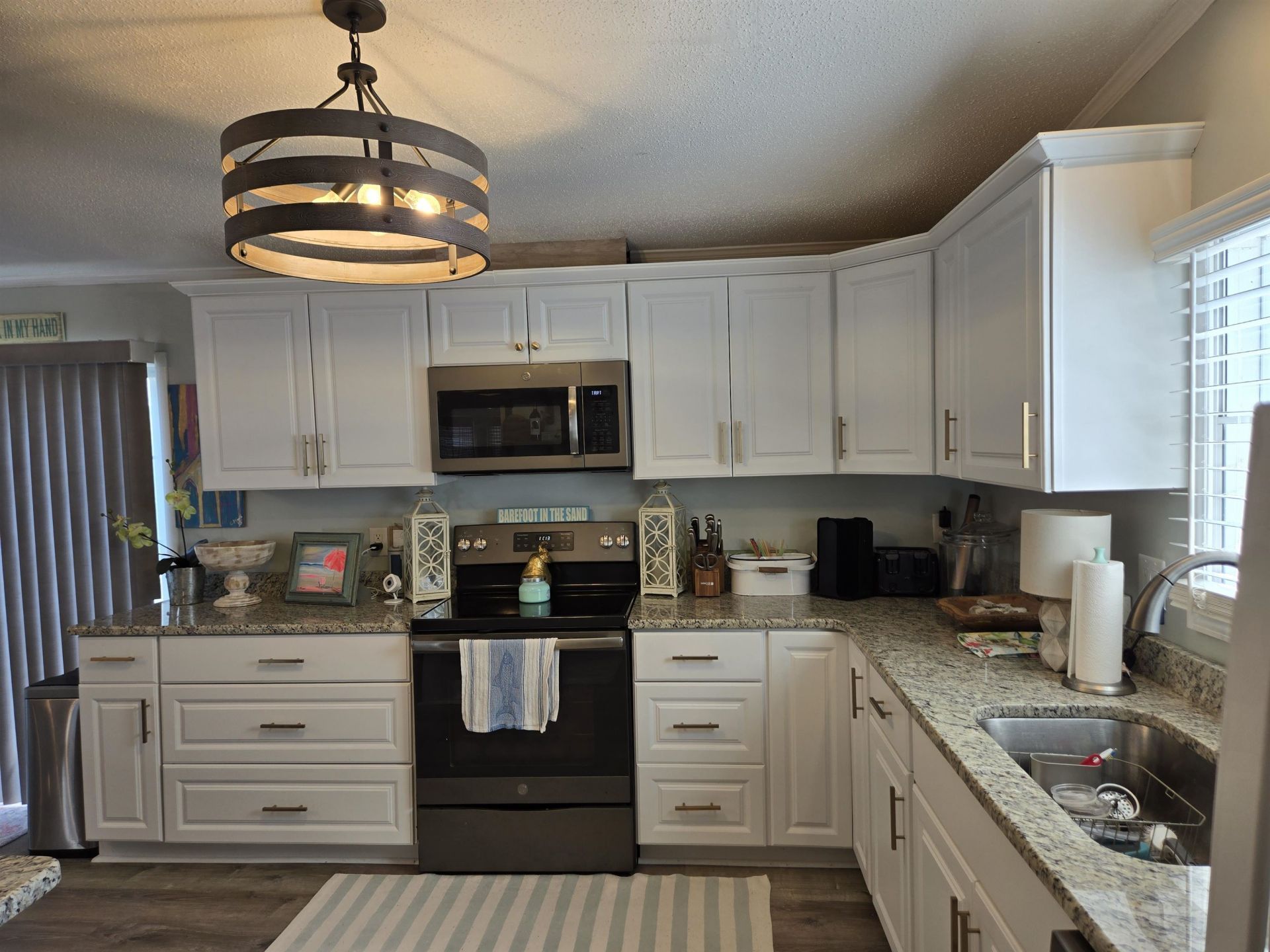 335 Yucca Circle Photo 13