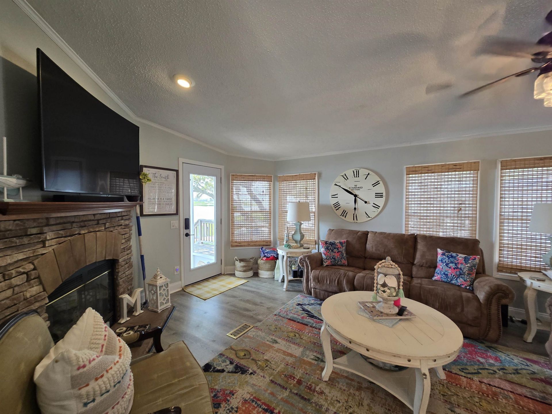 335 Yucca Circle Photo 19