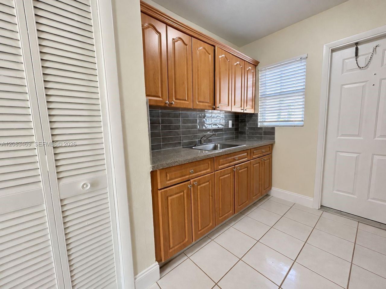 120 E 8th Ave , Hialeah, FL 33010 Photo