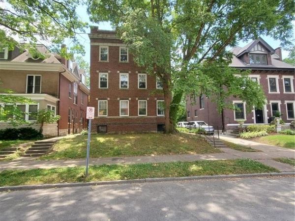 5050 Washington Place , St Louis, MO 63108
