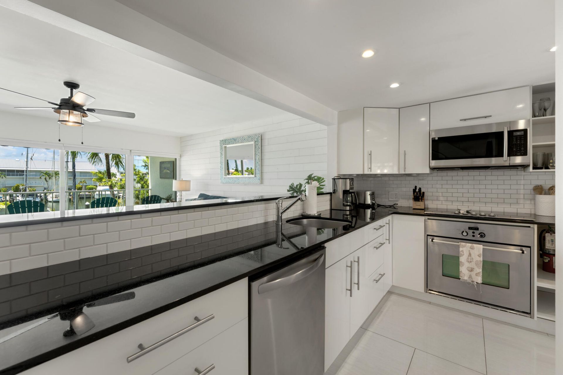 96 Avenue C, Unit 4, Marathon, FL 33050 Photo
