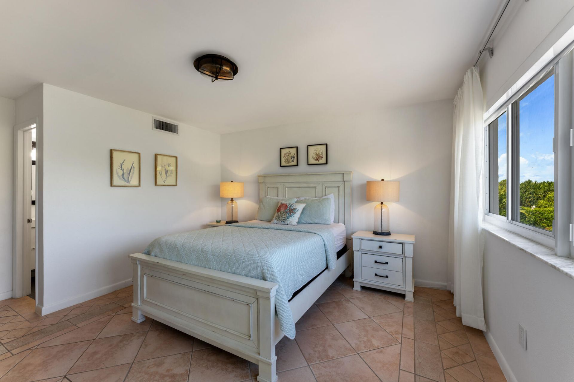 96 Avenue C, Unit 4, Marathon, FL 33050 Photo