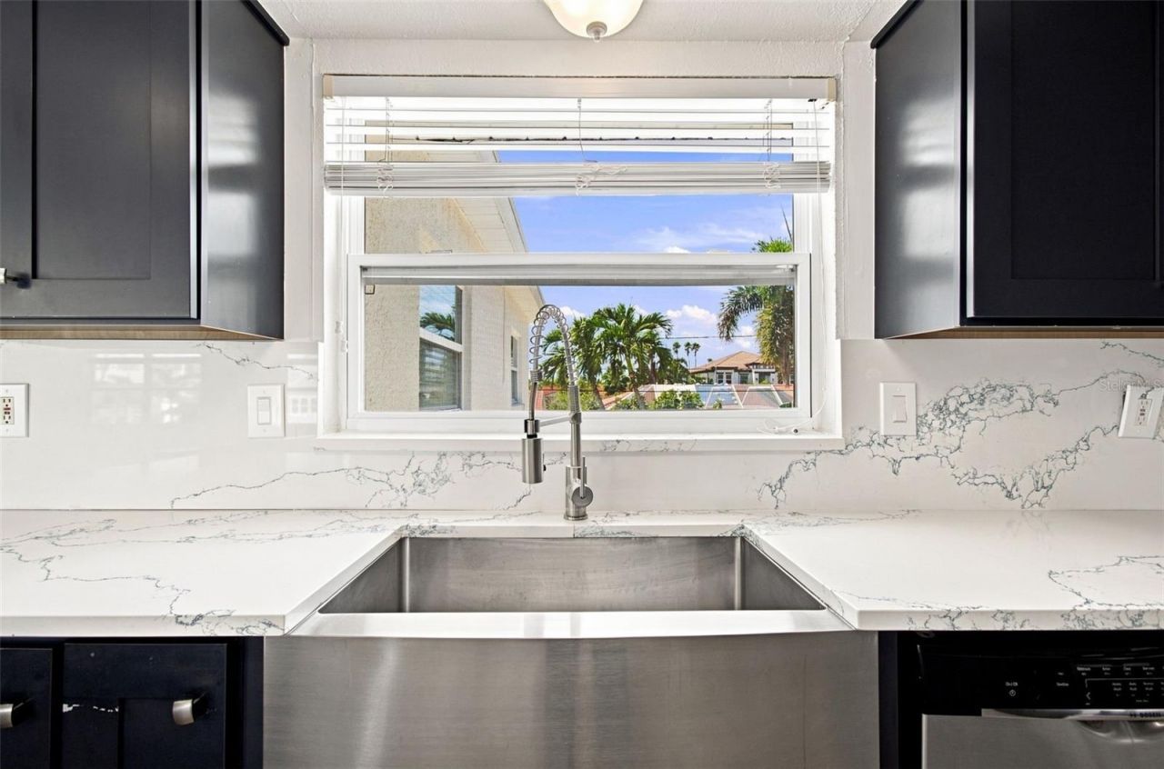 112 16th Street, Belleair Beach, FL 33786 Photo