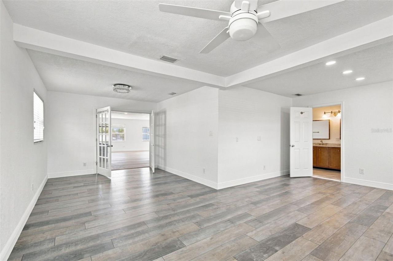 112 16th Street, Belleair Beach, FL 33786 Photo