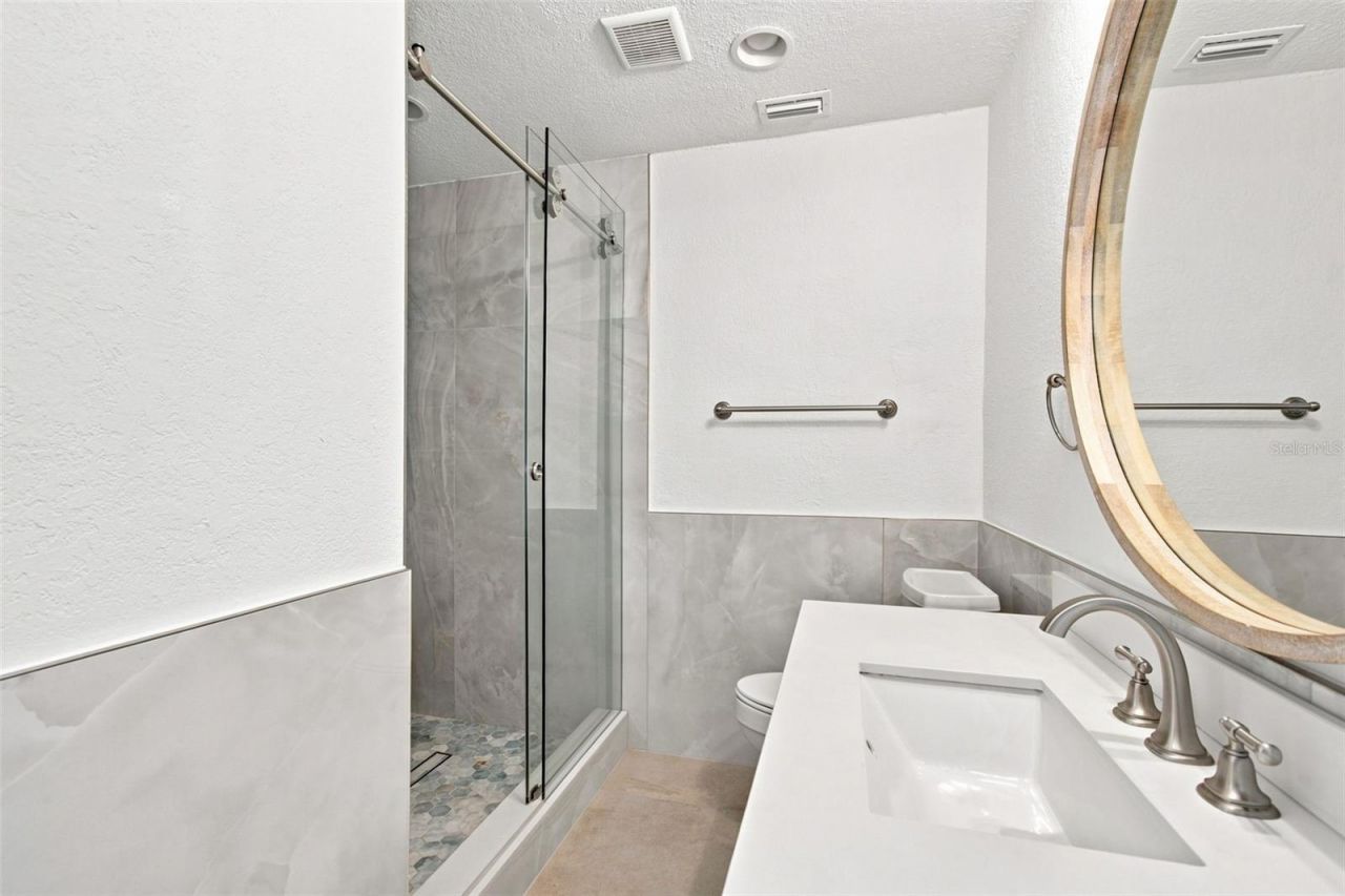 112 16th Street, Belleair Beach, FL 33786 Photo