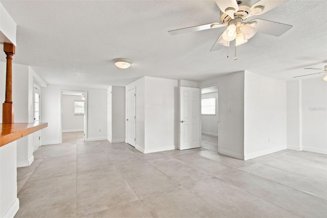 112 16th Street, Belleair Beach, FL 33786 Photo