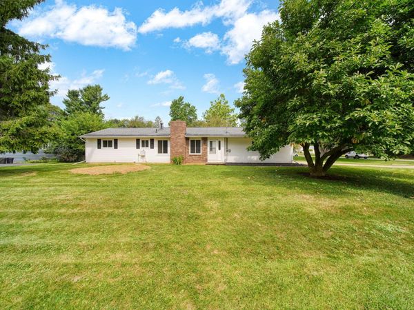 2814 Harben Street, Jackson, MI 49203