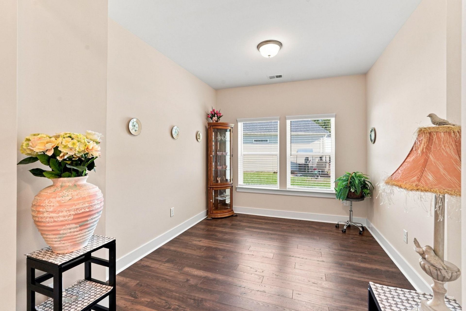 325 Brighton Pl. Photo 25
