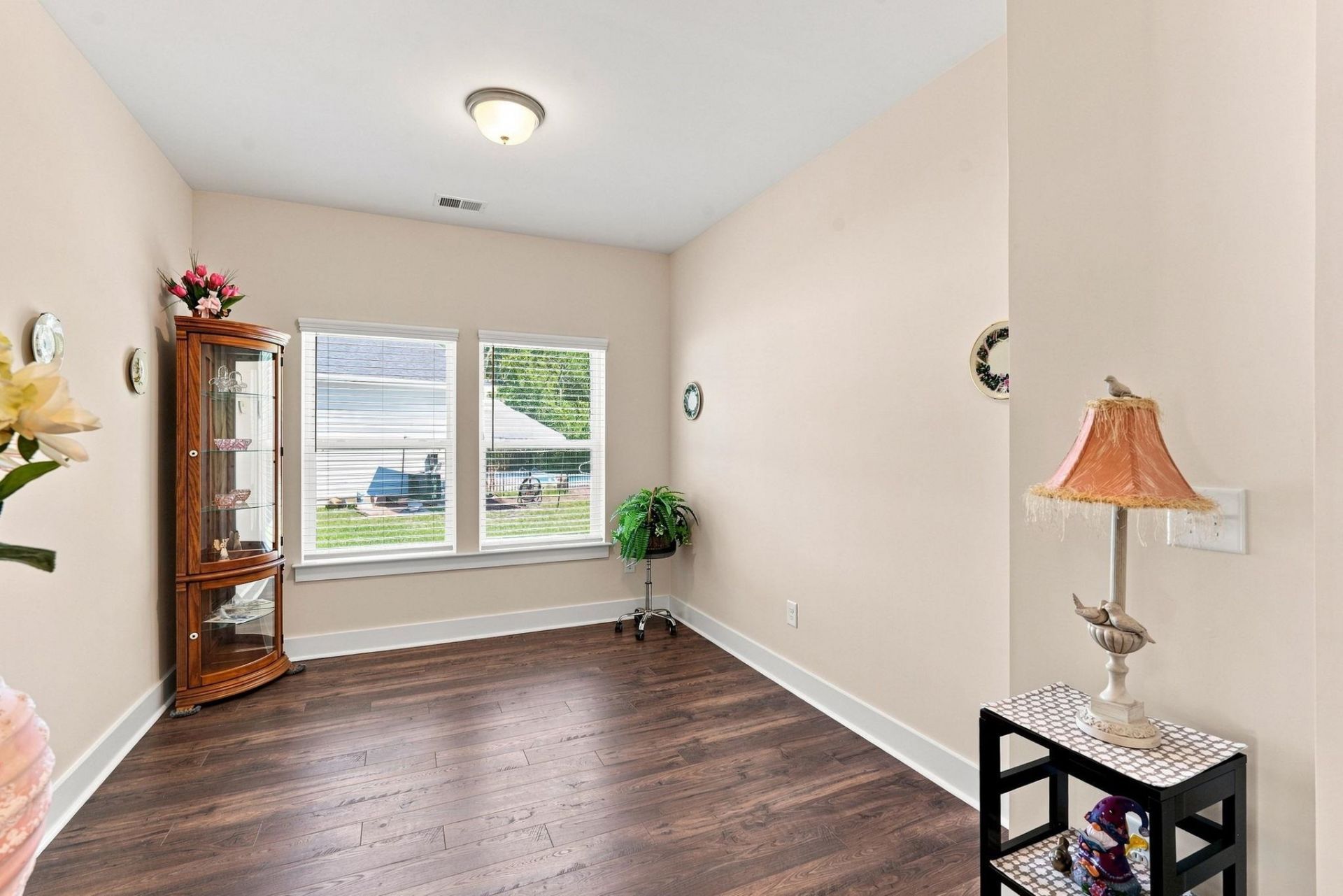 325 Brighton Pl. Photo 26