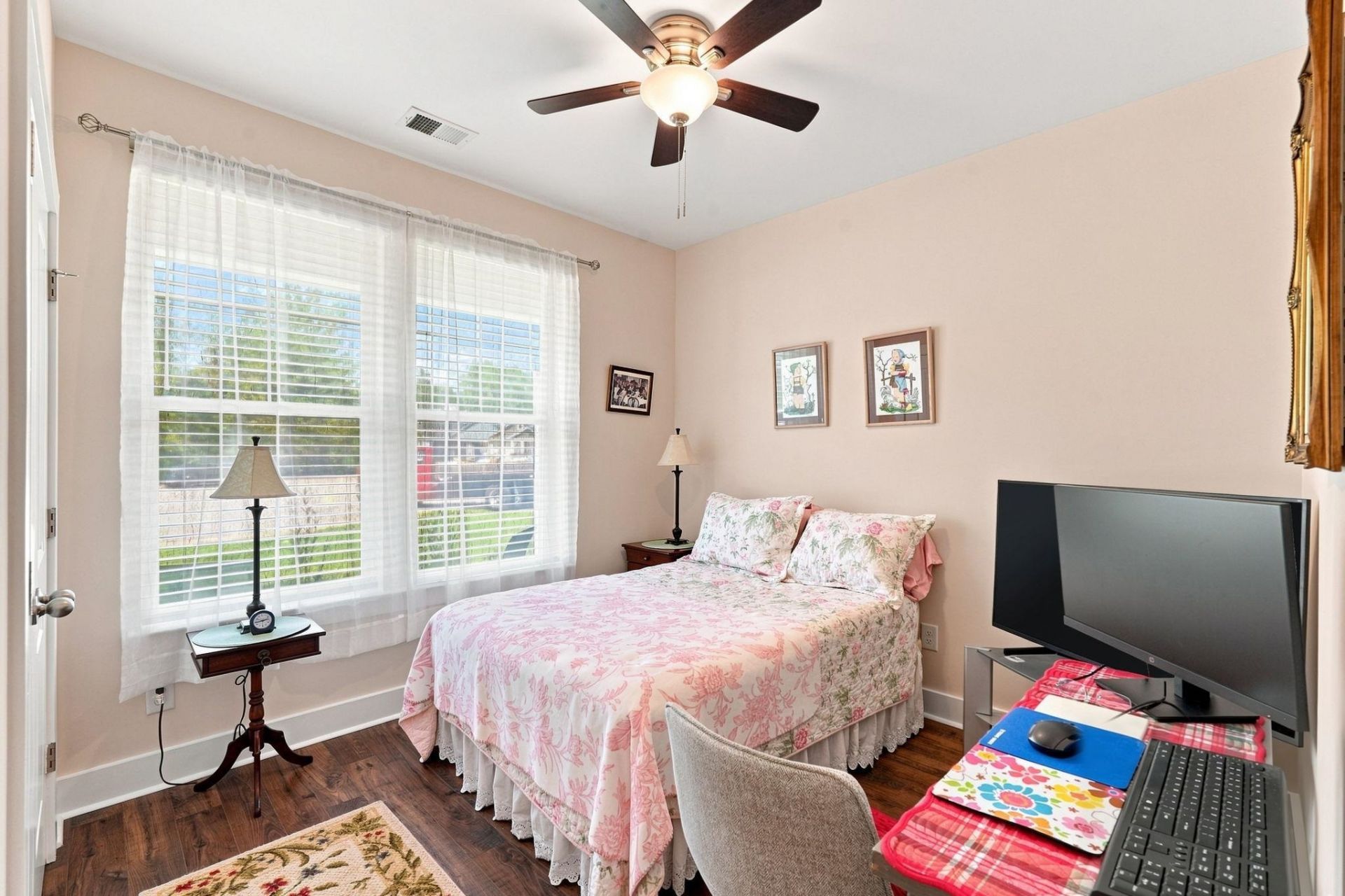 325 Brighton Pl. Photo 31