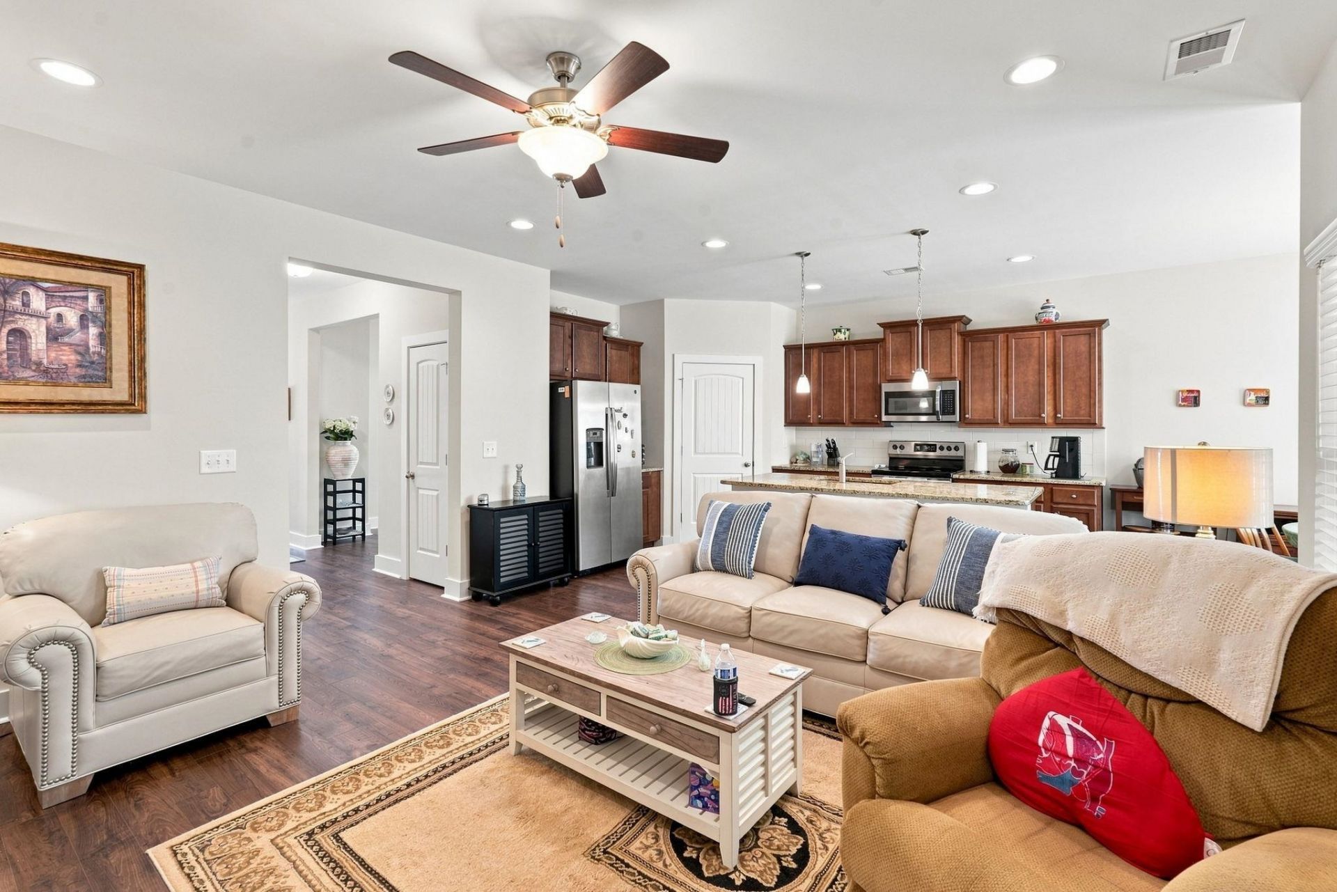 325 Brighton Pl. Photo 7