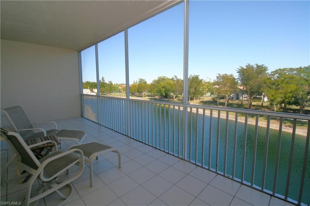 14931 Park Lake Dr , Unit 303, Fort Myers, FL 33919 Photo