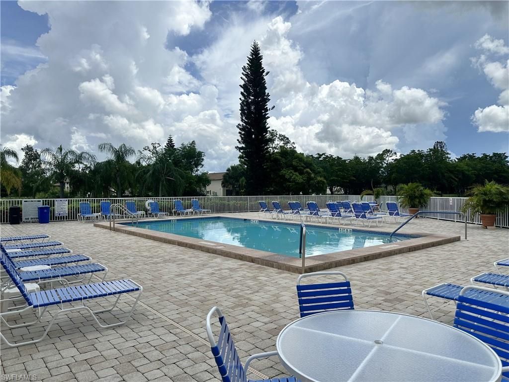 14931 Park Lake Dr , Unit 303, Fort Myers, FL 33919 Photo