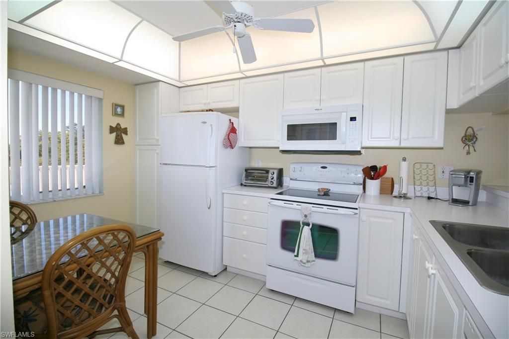 14931 Park Lake Dr , Unit 303, Fort Myers, FL 33919 Photo