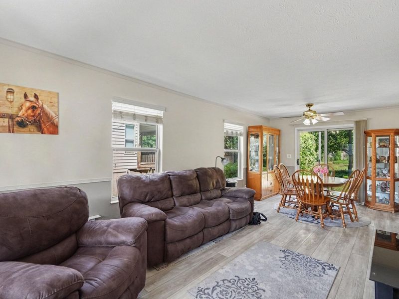 6851 Vantage Court, Florence, KY 41042 Photo 4