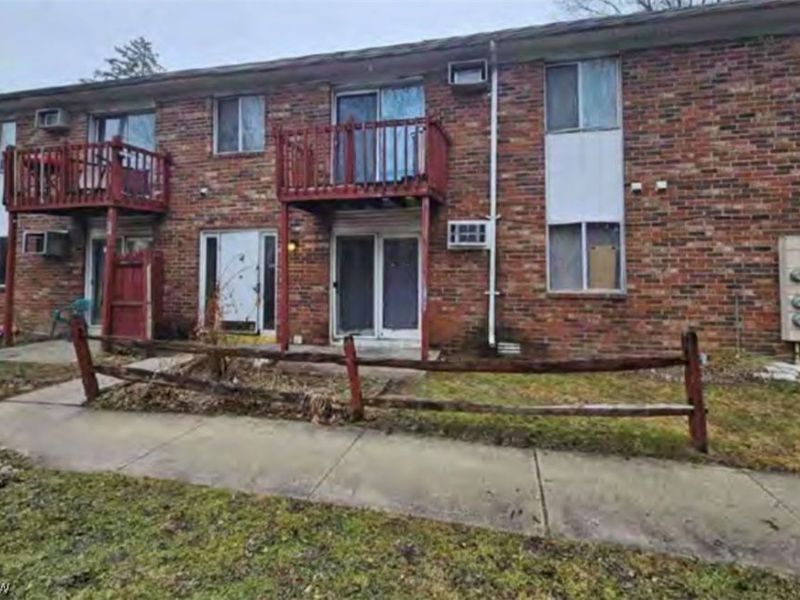 1621 Brooke Park Drive, Toledo, OH 43612 Photo 2