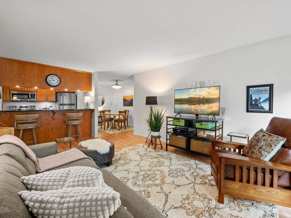 2800 Hamline Avenue N, Unit 311, Roseville, MN 55113