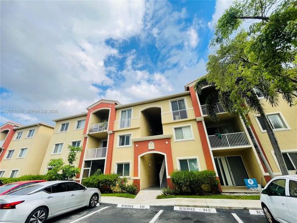 7085 Nova Dr , Unit 318, Davie, FL 33317