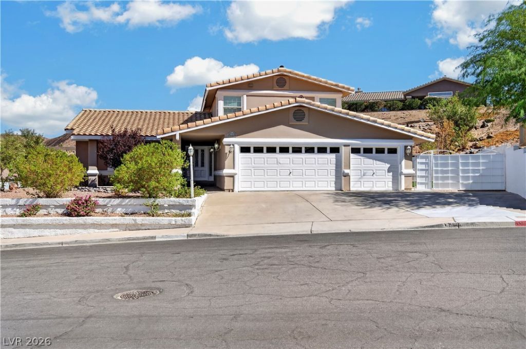 1049 Geranium Drive, Henderson, NV 89011