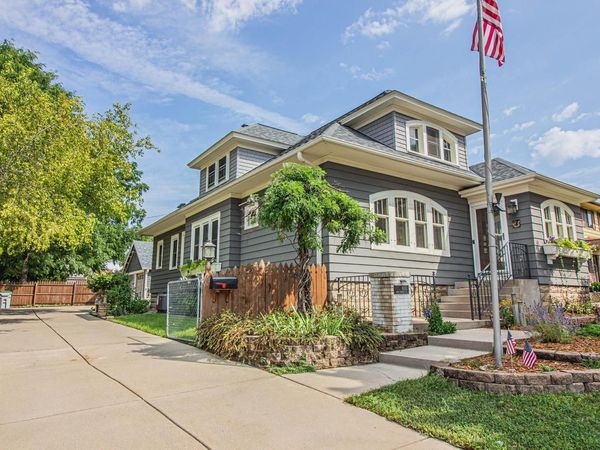 9110 W Howard AVENUE, Milwaukee, WI 53228