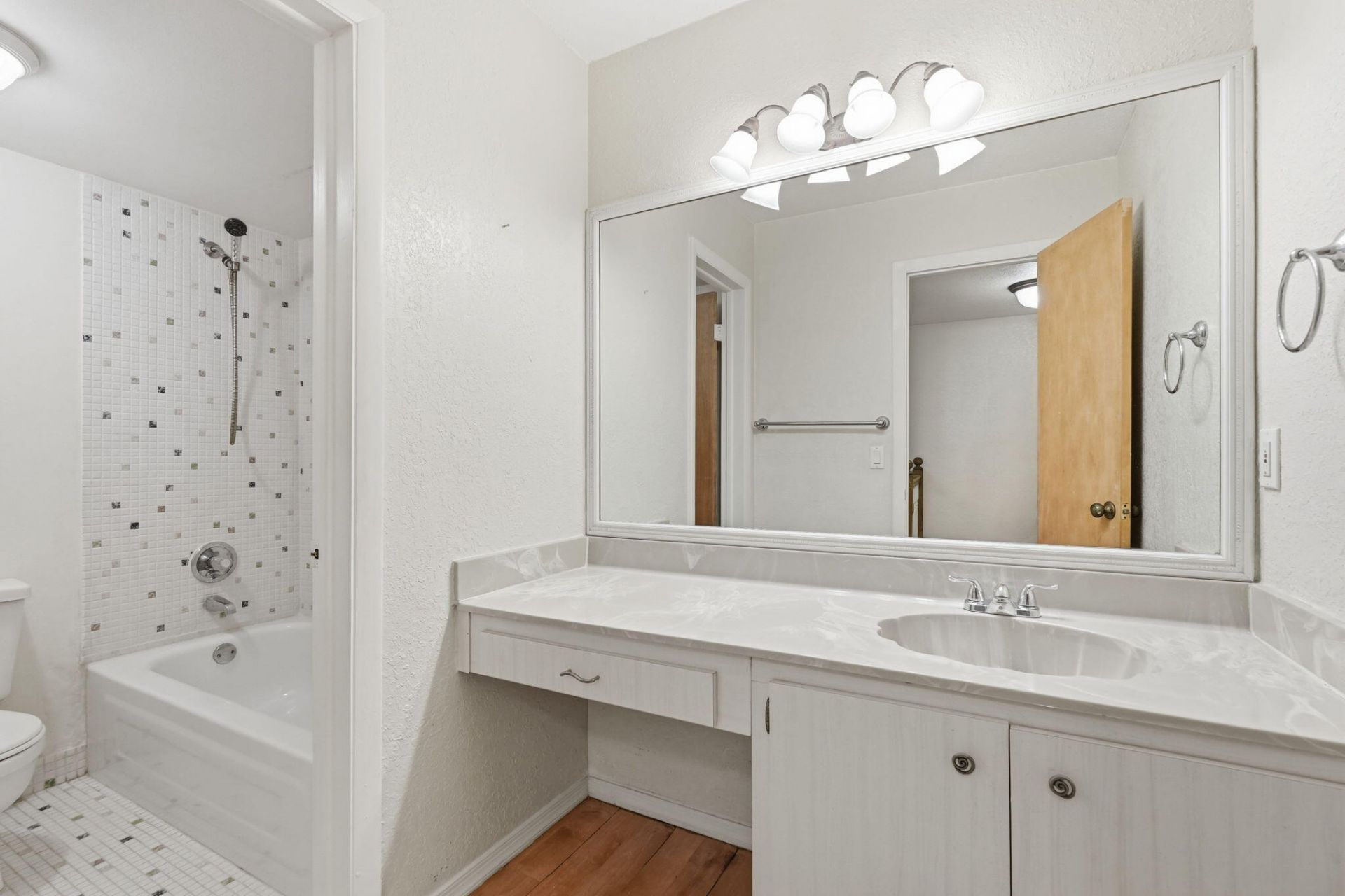 430 Commodore Drive, Unit 314, Plantation, FL 33325 Photo