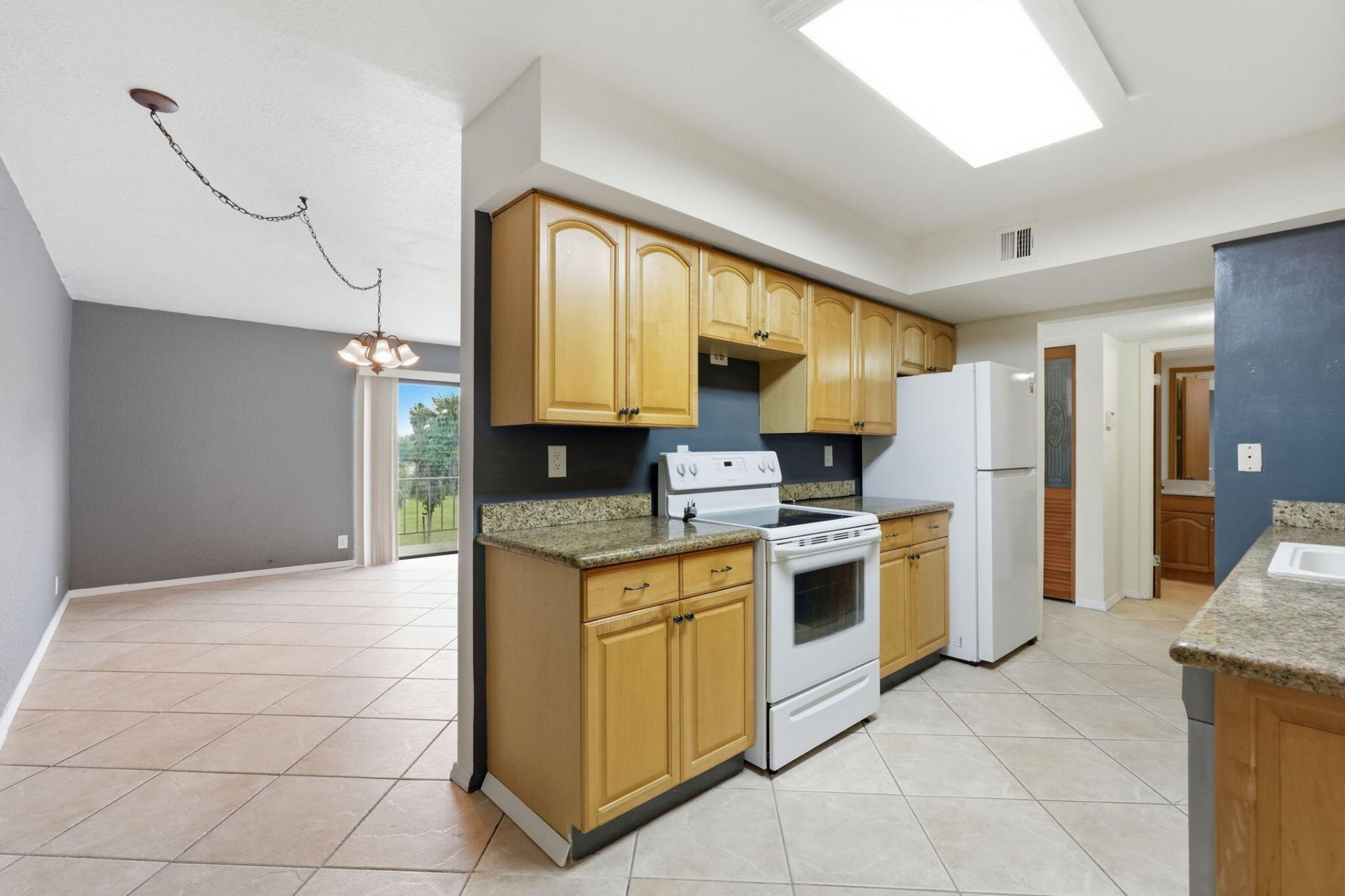 430 Commodore Drive, Unit 314, Plantation, FL 33325 Photo
