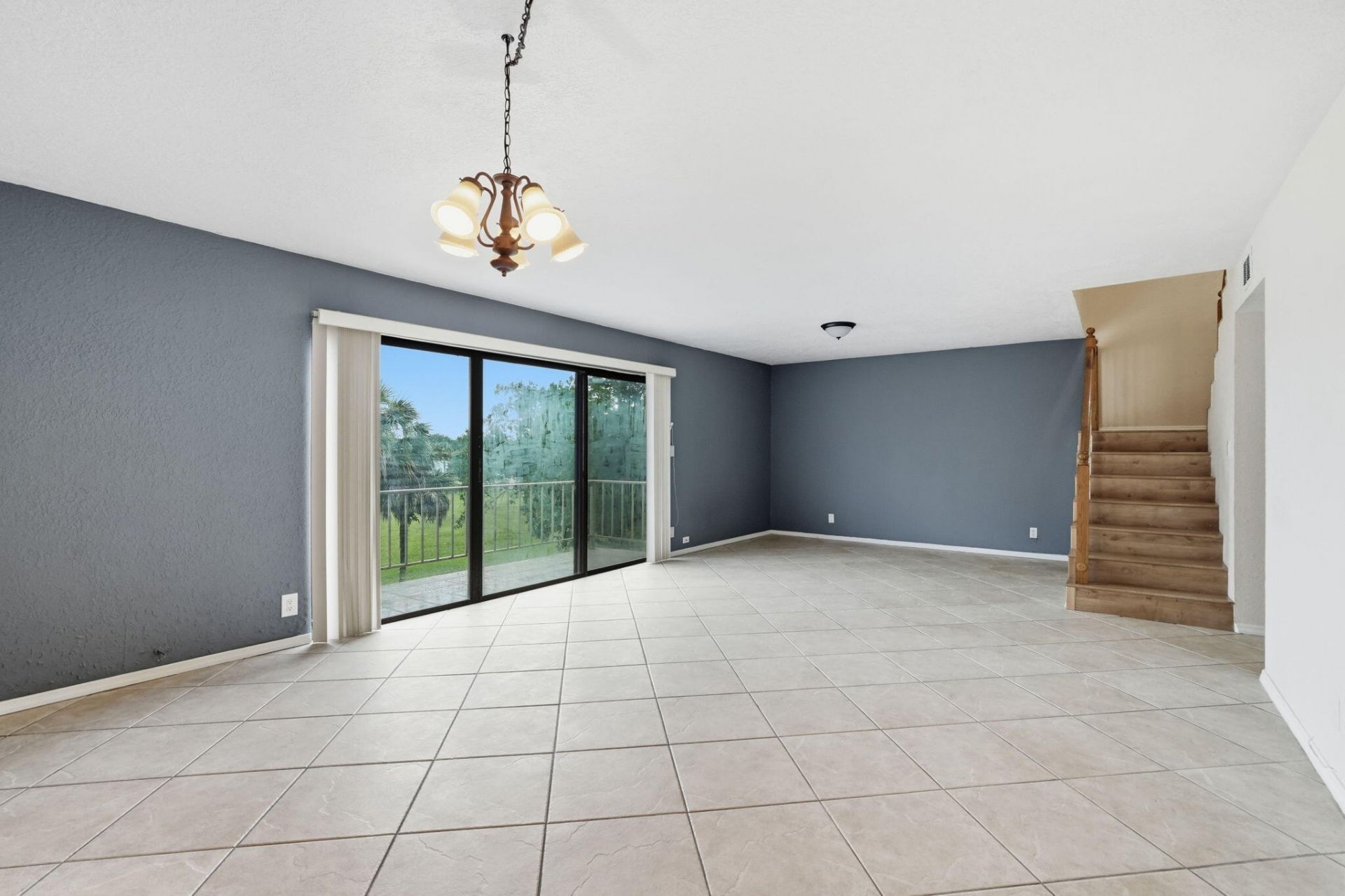 430 Commodore Drive, Unit 314, Plantation, FL 33325 Photo