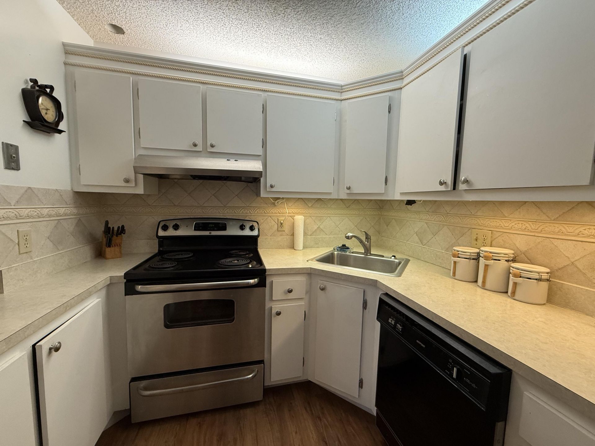 304 Knotty Pine Circle, Unit B-2, Greenacres, FL 33463 Photo