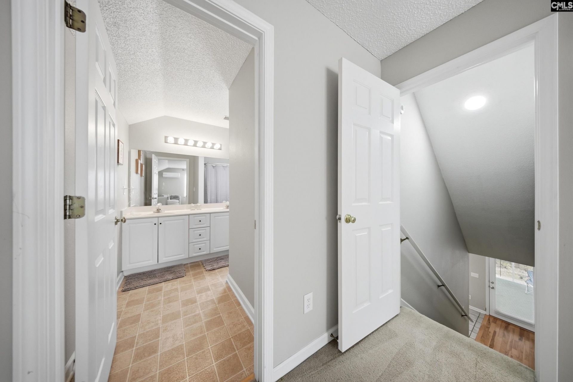 206 Garden Gate Lane Photo 13