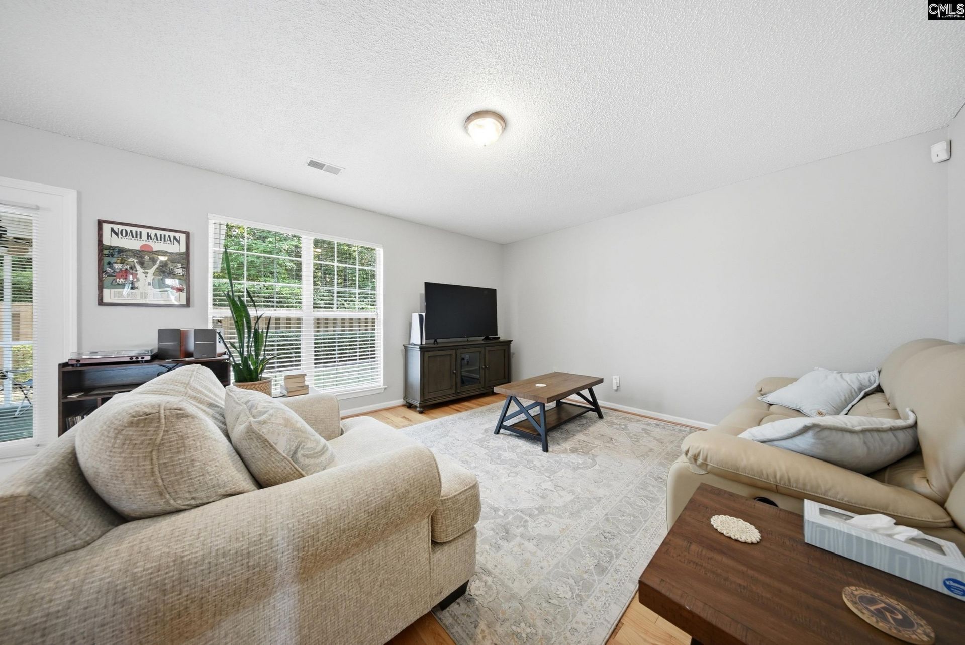 206 Garden Gate Lane Photo 4