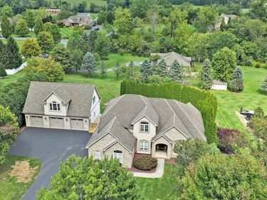 39 GREY HAWK DRIVE , ORWIGSBURG, PA 17961