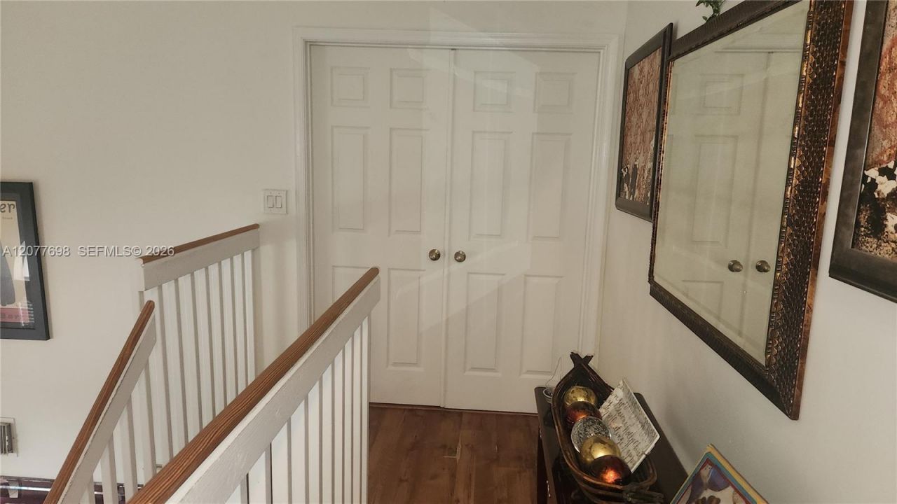 1055 NW 187th Ave , Pembroke Pines, FL 33029 Photo