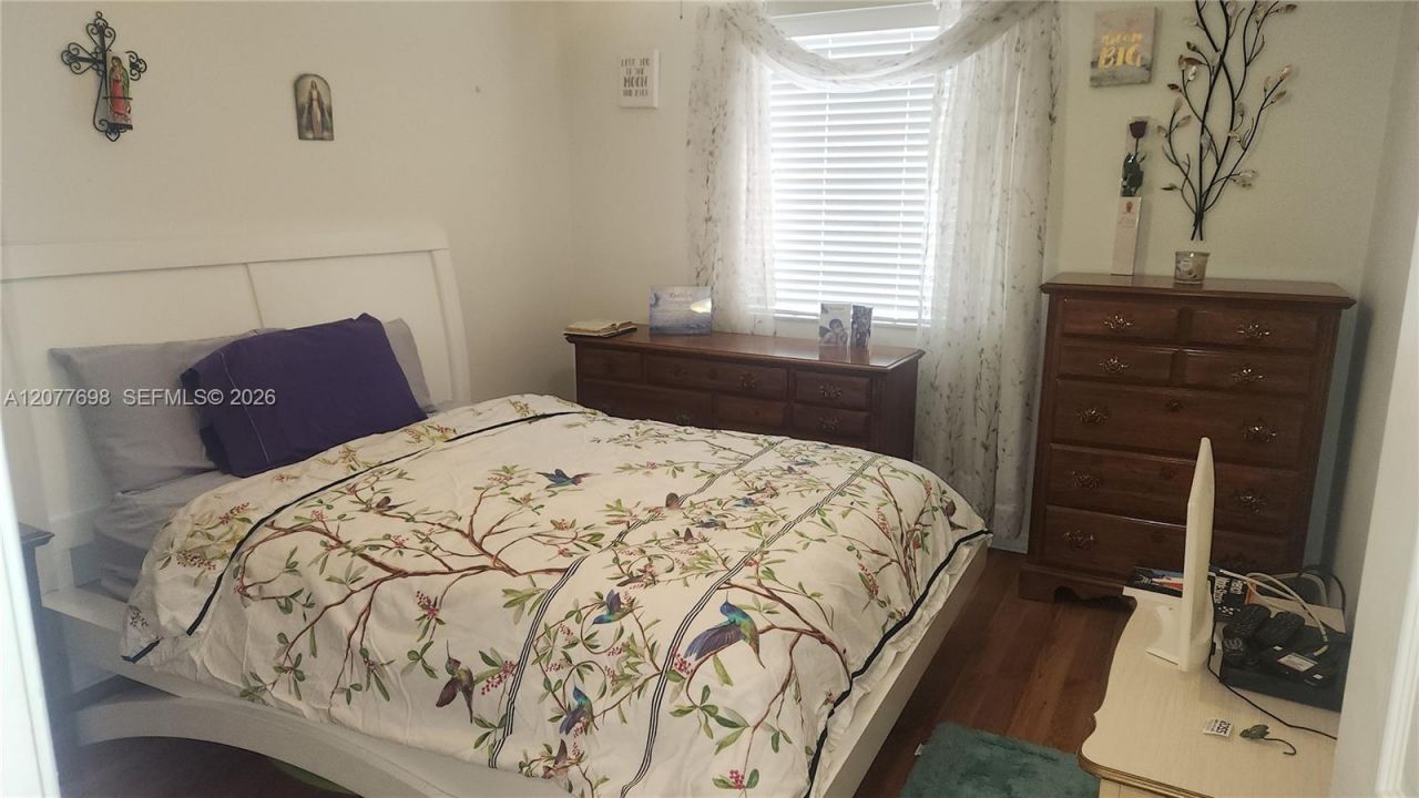 1055 NW 187th Ave , Pembroke Pines, FL 33029 Photo