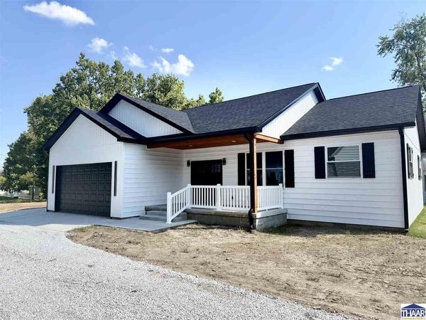 640 S 5th Street, Clinton, IN 47842