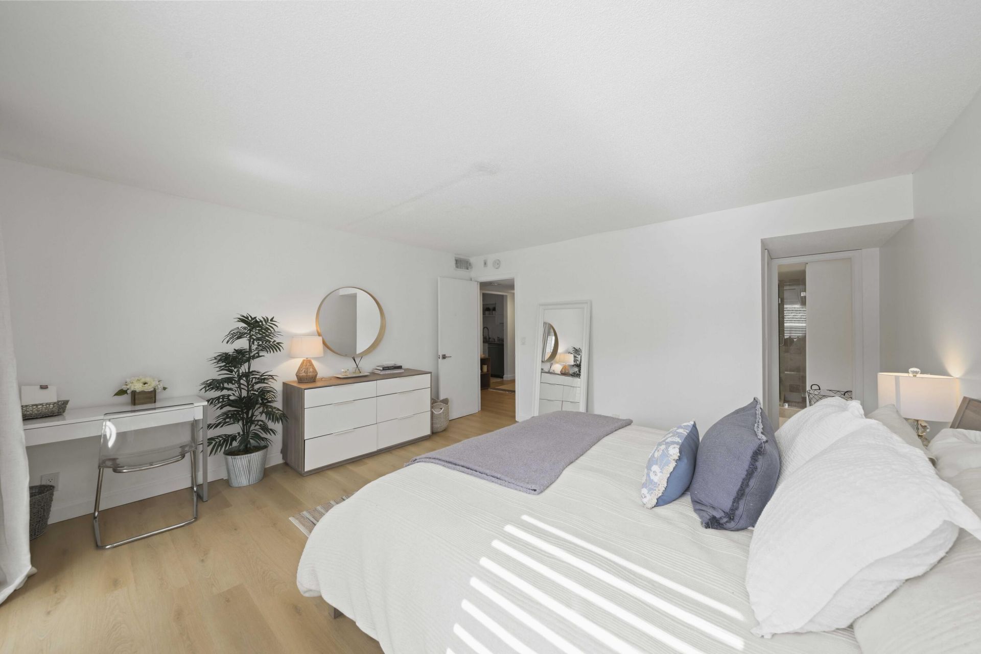 1111 S Ocean Boulevard, Unit 214, Boca Raton, FL 33432 Photo