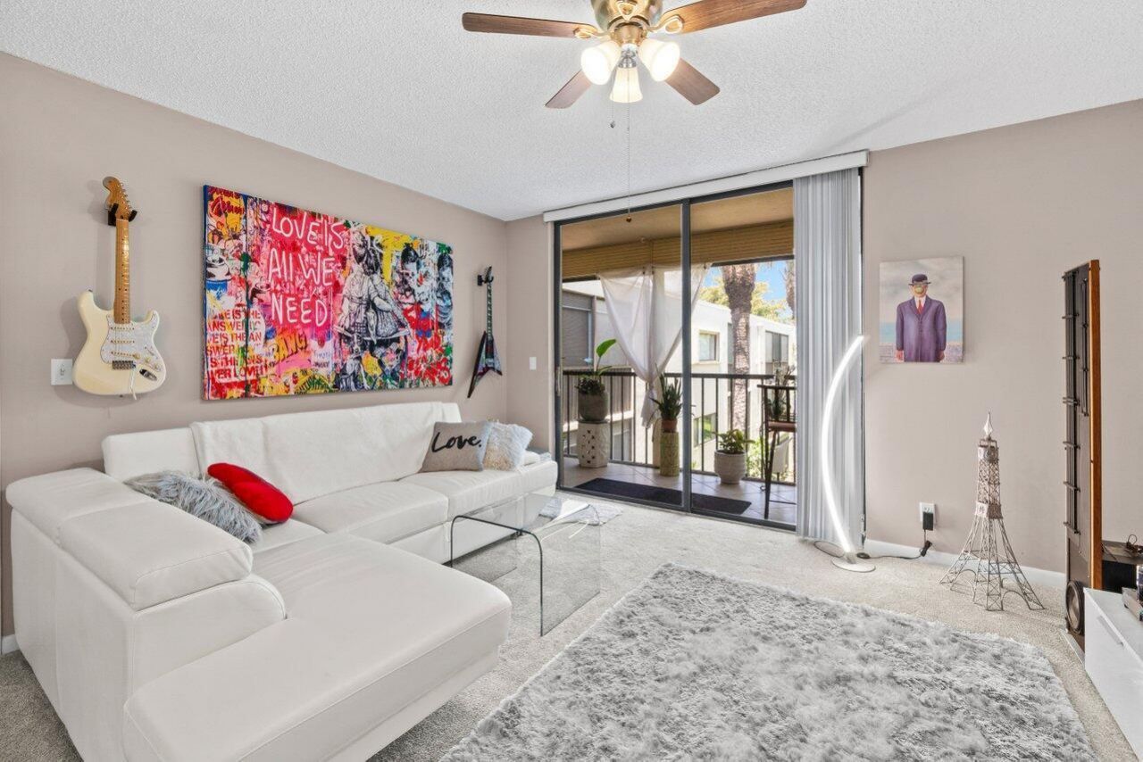 5100 Las Verdes Circle, Unit 316, Delray Beach, FL 33484 Photo