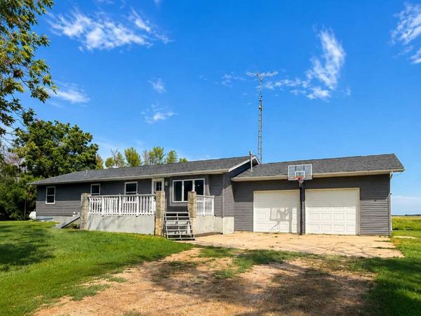 772 140th Avenue, Fairmont, MN 56031