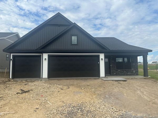 6364 Isle Avenue S, Cottage Grove, MN 55016