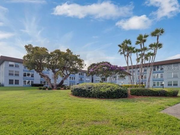 333 LAKE HOWARD DRIVE NW, Unit 204D, WINTER HAVEN, FL 33880