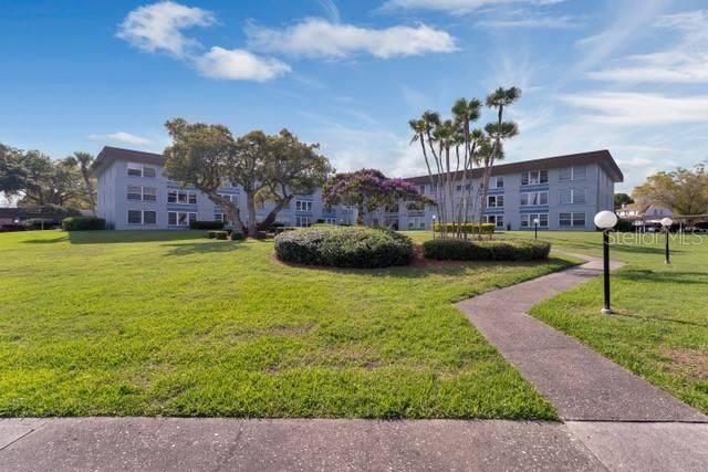 333 Lake Howard Drive Nw, Unit 204D, Winter Haven, FL 33880 Photo