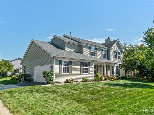52 Blackberry Trail , Aurora, IL 60506