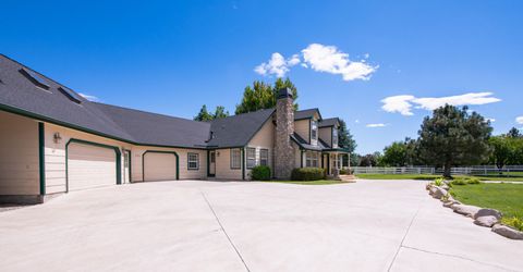 771 Rojo Way, Gardnerville, NV 89460 Photo
