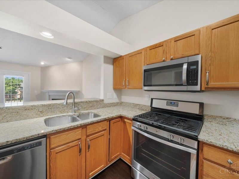 7903 Jessies way, Unit 303, Fairfield Township, OH 45011 Photo 11