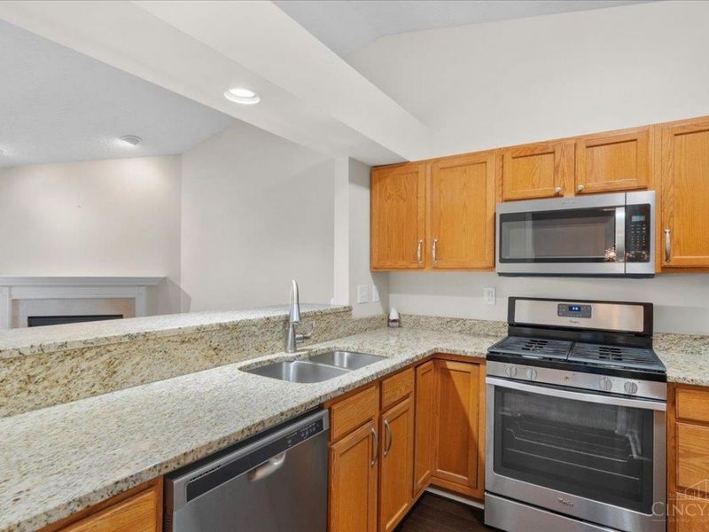 7903 Jessies way, Unit 303, Fairfield Township, OH 45011 Photo 8